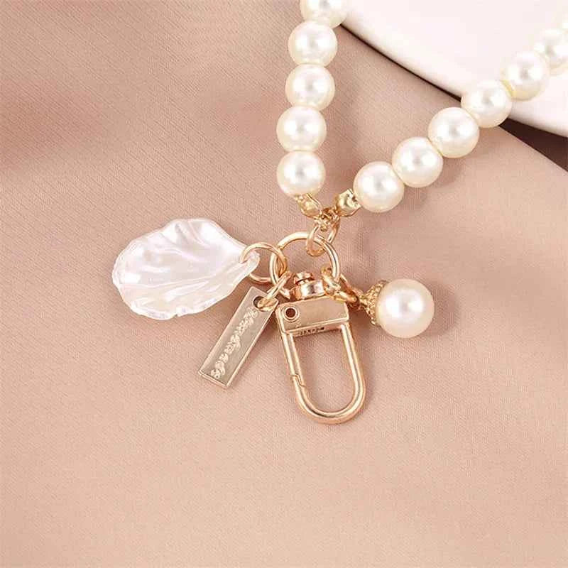 New Arrival Pearl Heart Charm Keyring Bag Charm Accessory for Women, Trendy Key Pendant for Backpacks, Unique Gift Idea
