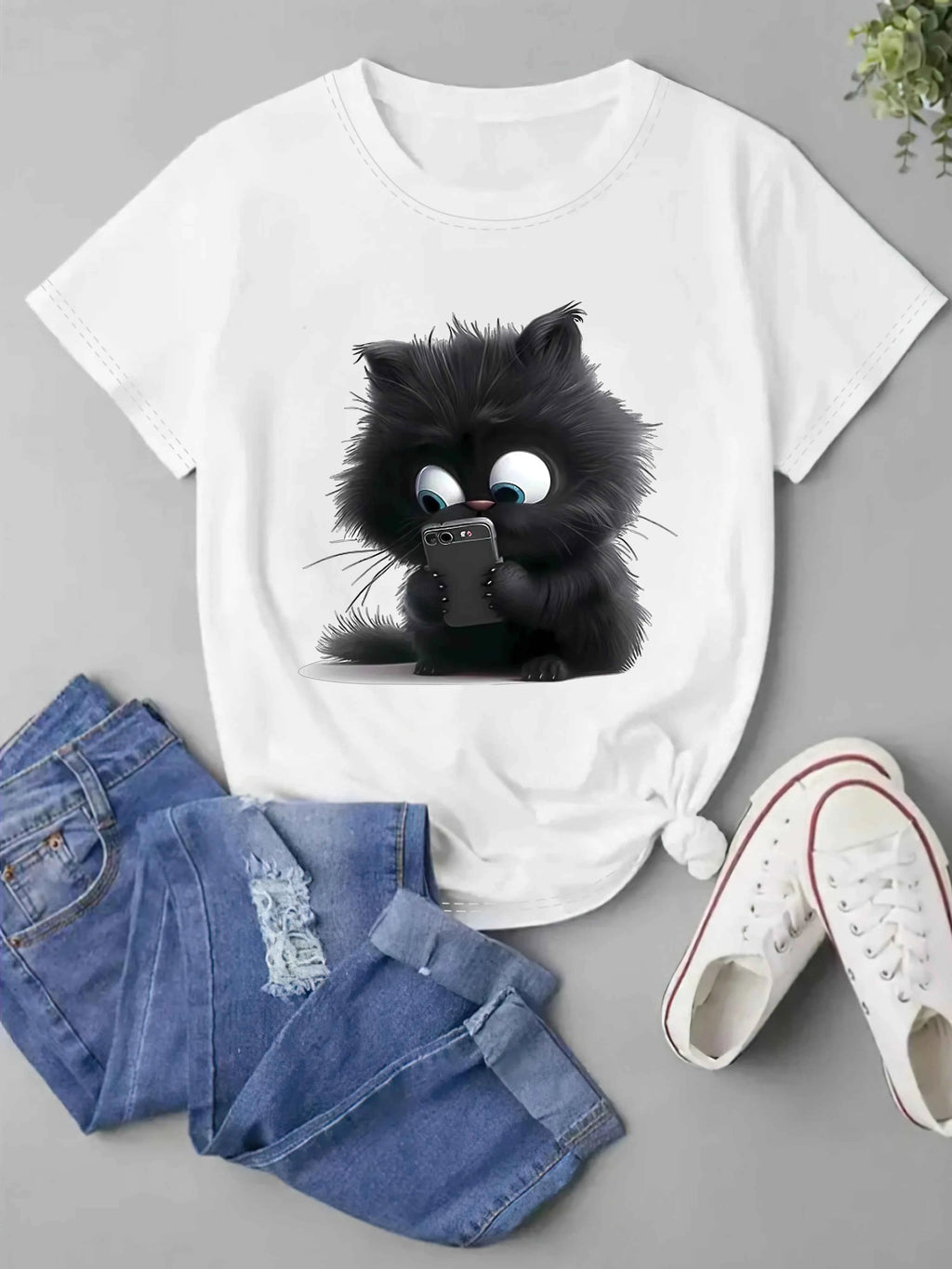 Whimsical Cartoon Cat Print T-Shirt  Crew Neck Short Sleeve Casual Tee for Cat Lovers Fashionable Knit Fabric Top  All Seasons