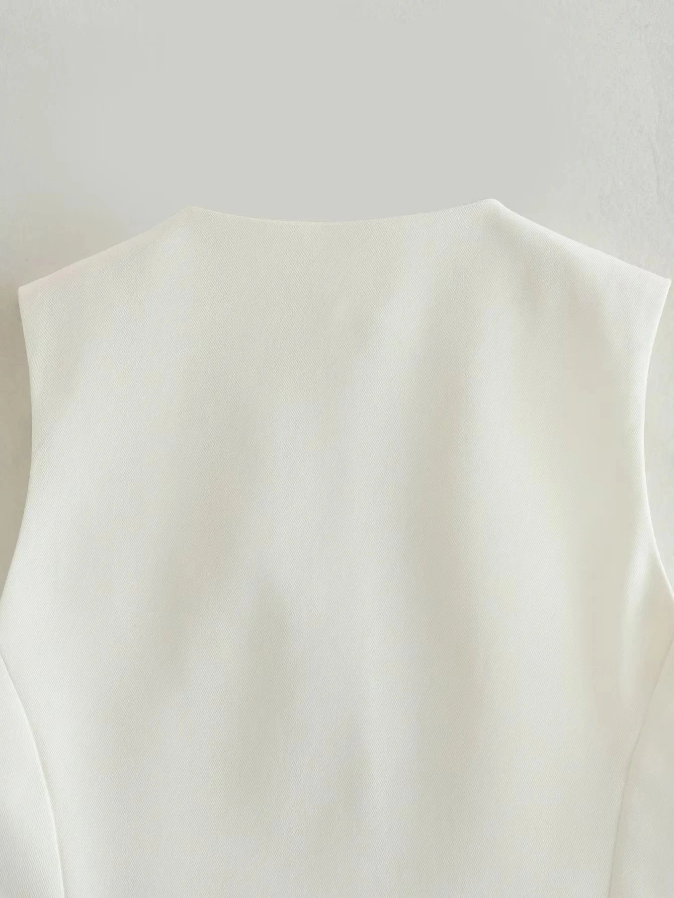 HXAO Fashion Sleeveless Vests For Women Button Up White Crop Top Office Casual Waistcoat Jacket Woman Summer Suit Black Vest Top