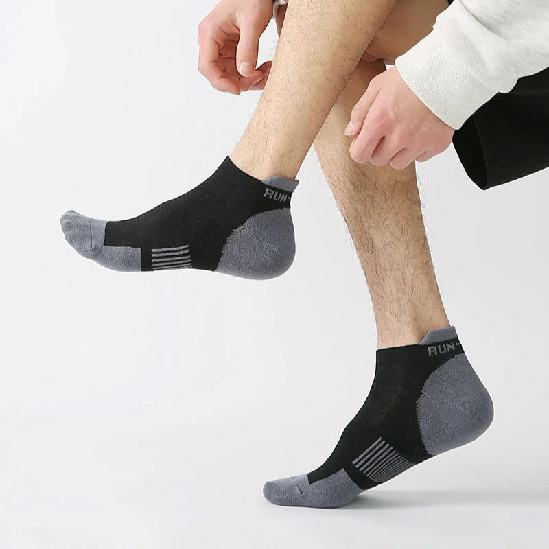 1/5 Pairs Fashionable New Casual and Comfortable Men's Short Socks for Spring Sweat Absorbing Breathable Versatile Men's Socks