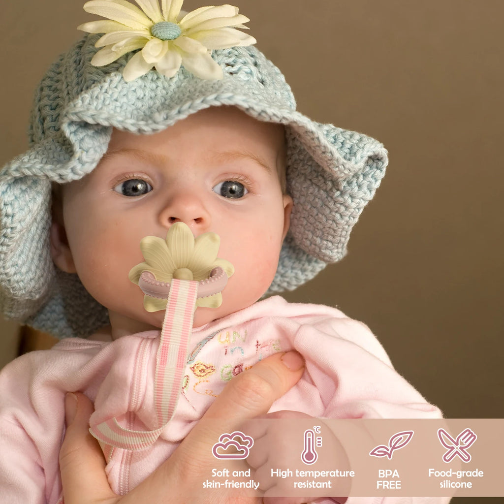 1PCS Silicone Baby Teething Toys Flower Grape Baby Toys Soft Baby Teether Toys Chewing Training Baby Products Baby Accessories