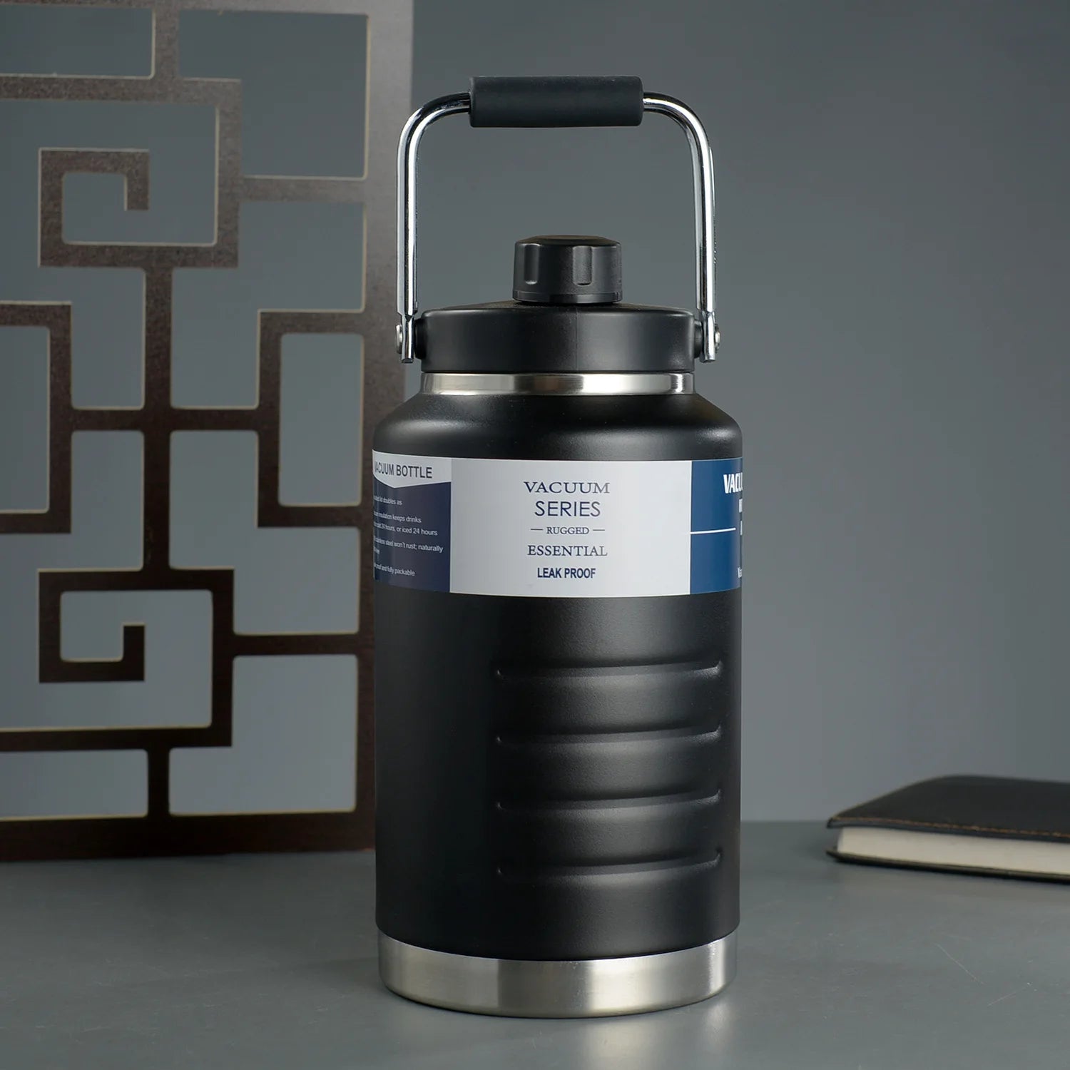 1.5L Large Capacity Vacuum Flask, 304 Stainless Steel Vacuum Bottle, Outdoor Portable Water Bucket, Handheld Sports Water Bottle