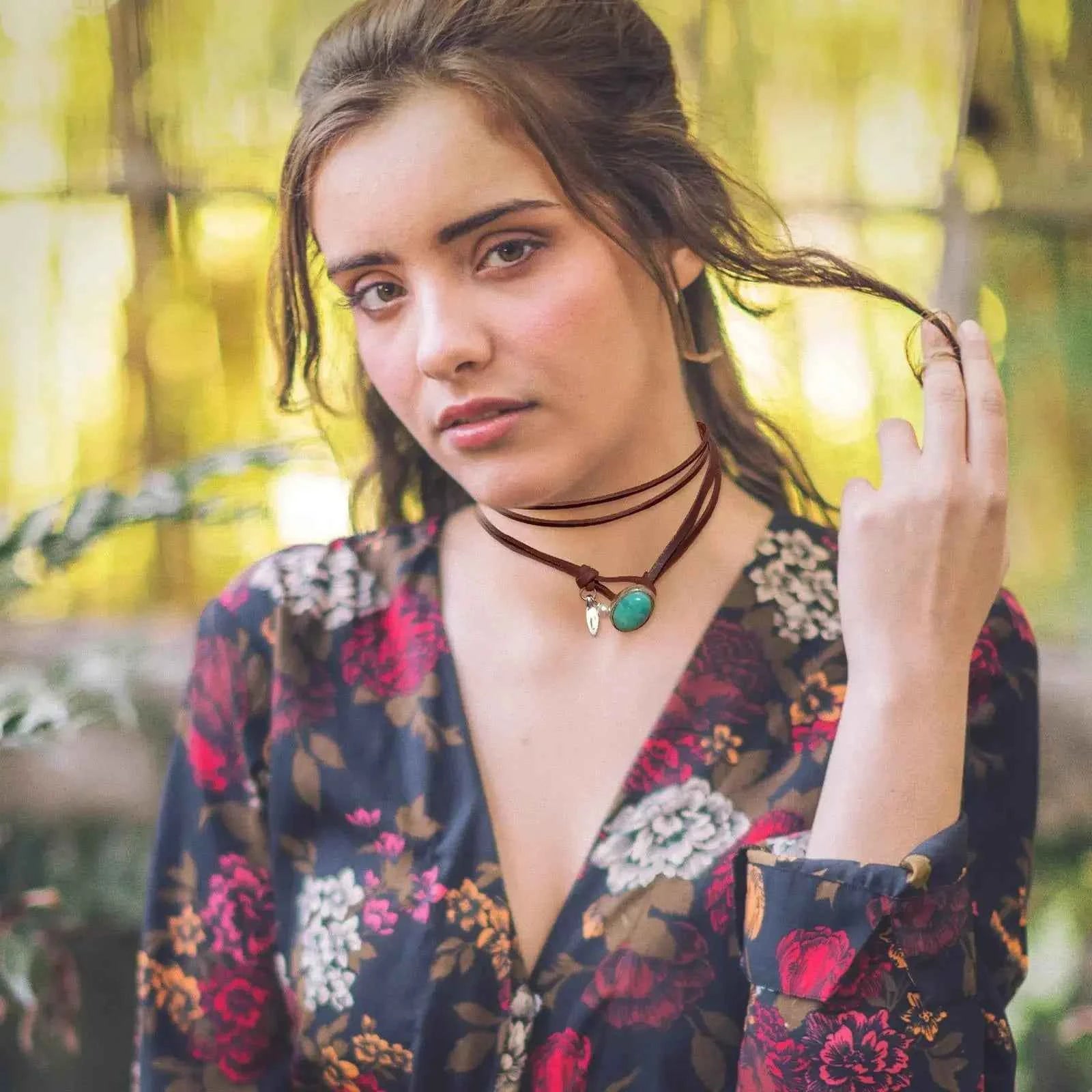 Bohemian Style Necklace for Women Leather Rope Turquoise Pendant Ethnic Vintage Simple Jewelry Gifts Necklace Accessories