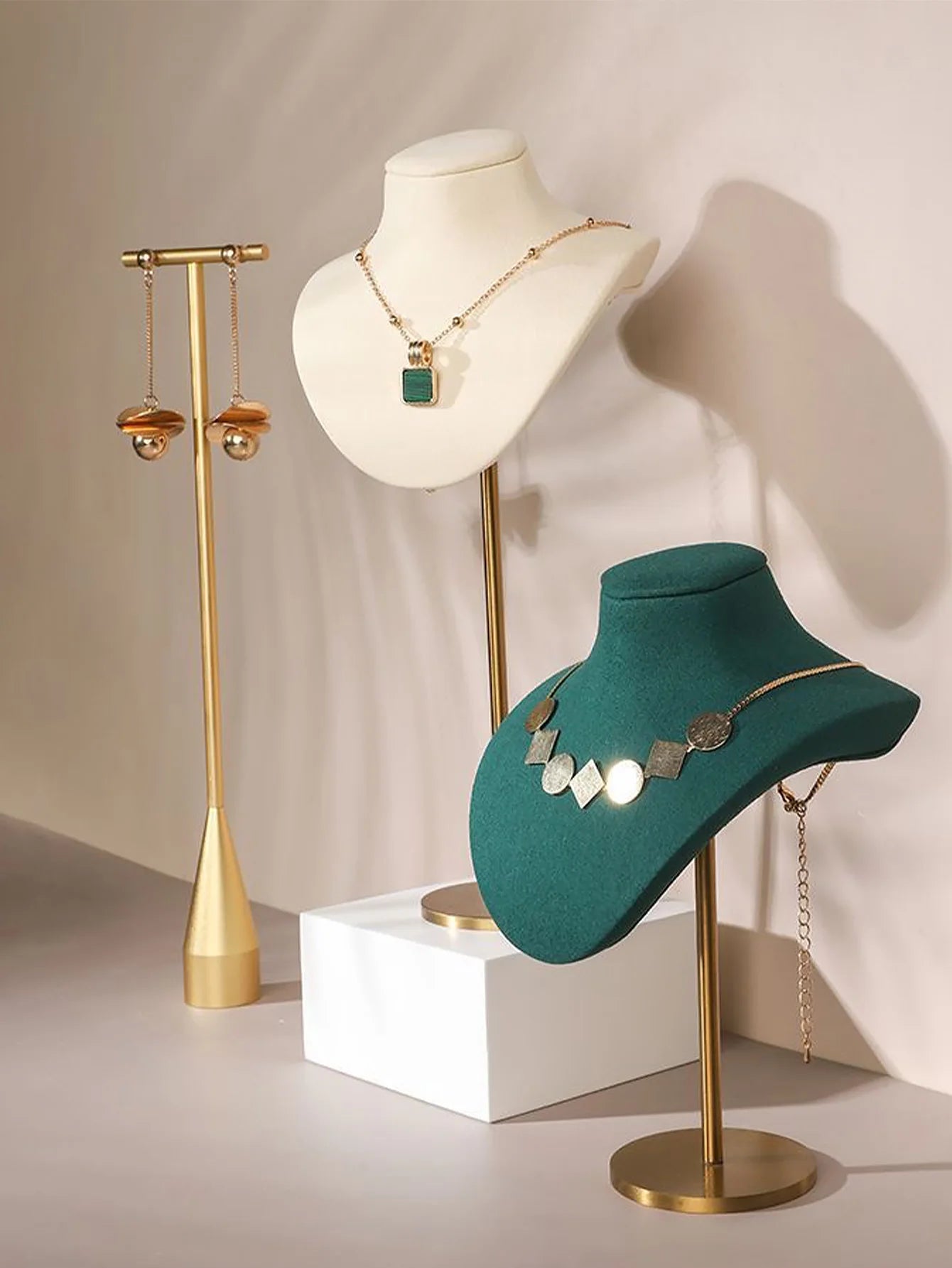 Jewelry Stand Display Necklace Holder T-Bar Plated Metal Tabletop Jewelry Organizer Tower for Show Jewelry Hanging Pendant