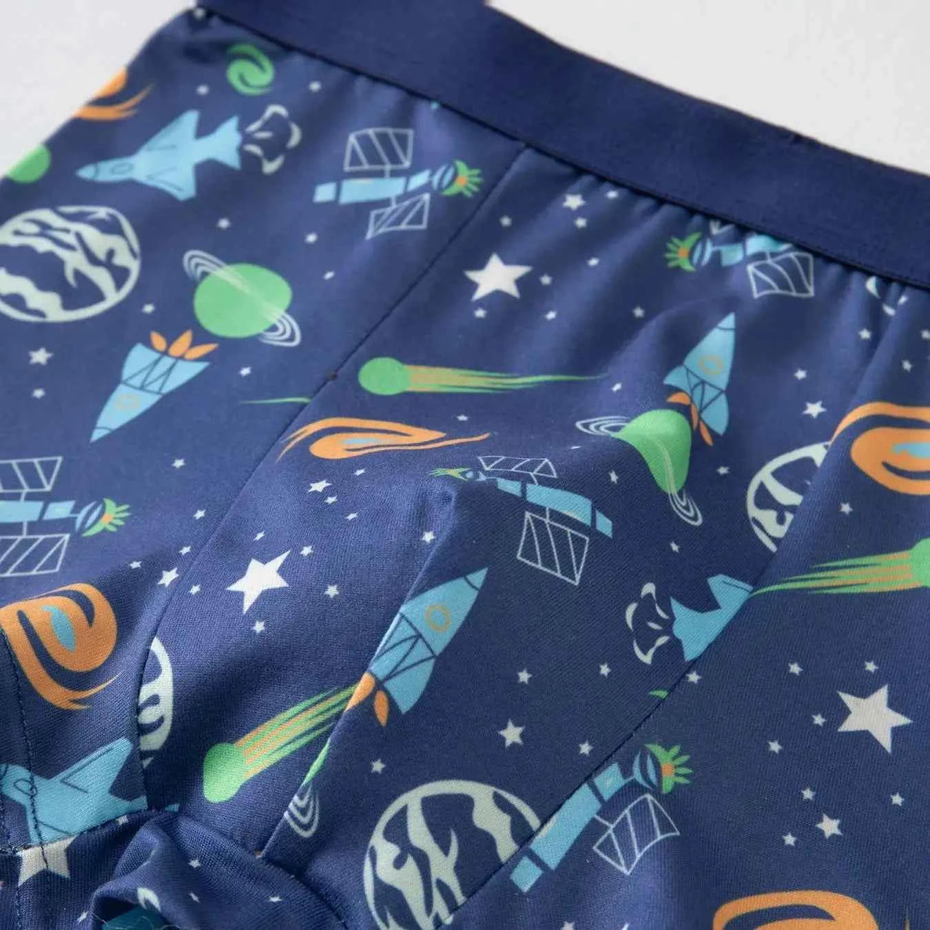 4 pieces of cute cartoon elastic waisted underwear for boys in all seasons, comfortable boxer shorts, multi-color home shorts