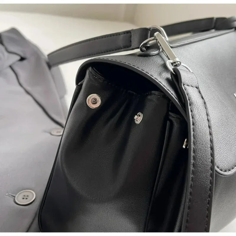 Fashion Large Capaci Platinum Bag Casual Crossbody oulder Bag for Women Faionable Underarm Bag Modern Neutral Sle New Style 2026