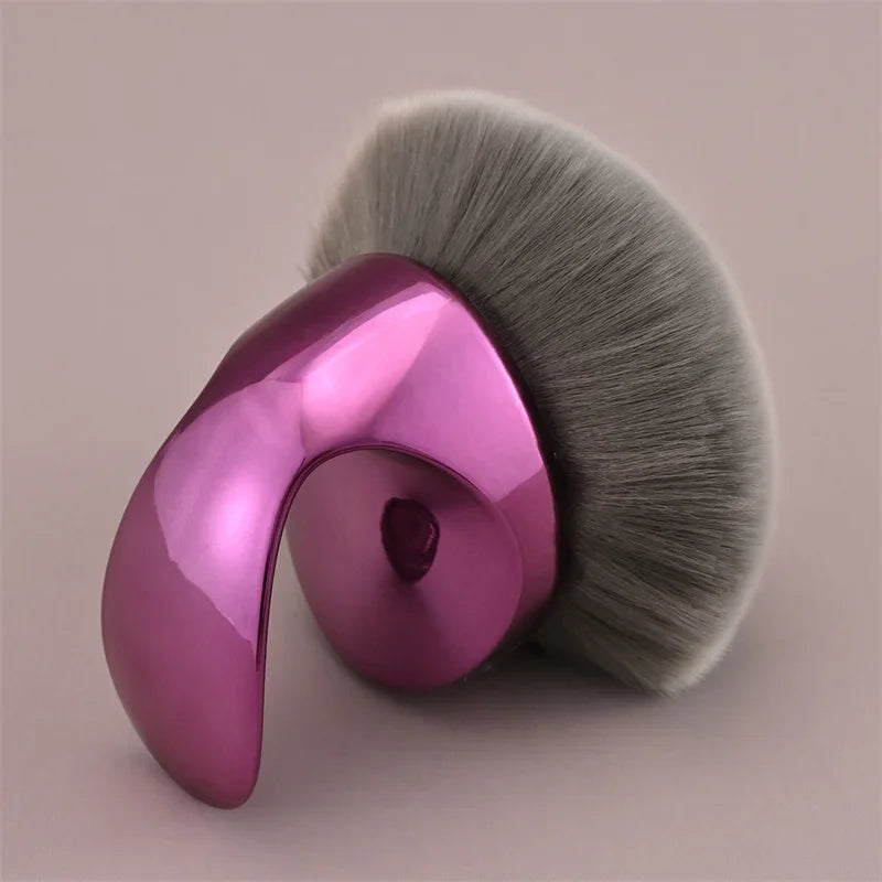 Extra Large Kabuki Body Brush Streak Free Self Tanner Applicator for Legs Body Bronzer Liquid Makeup Wide Round Head Blur Tool
