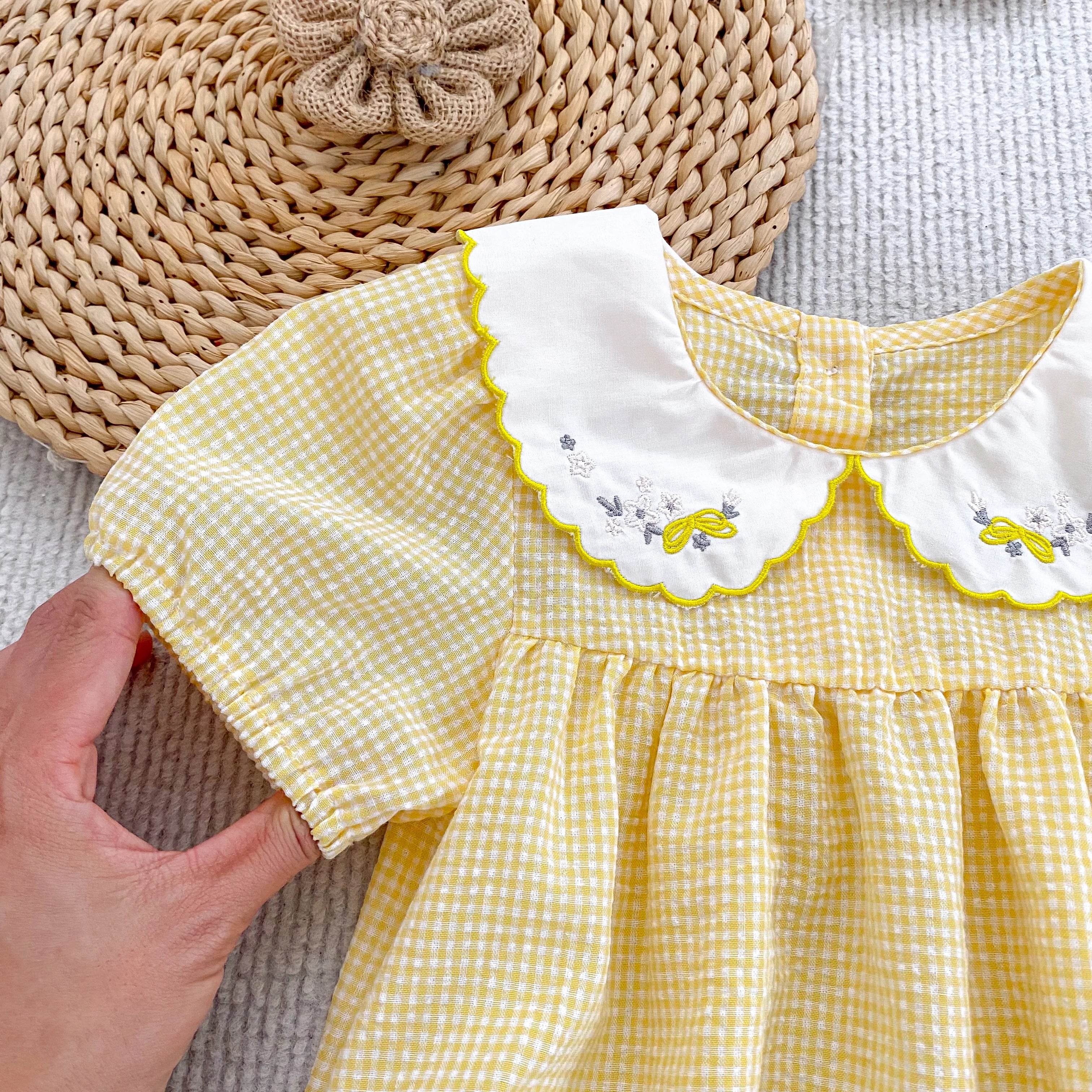 2026 Summer Baby Girl Embroidered Collar Bodysuits 0-24M Baby Girl Romper Newborn Short Sleeved Baby Girl Yellow Jumpsuit