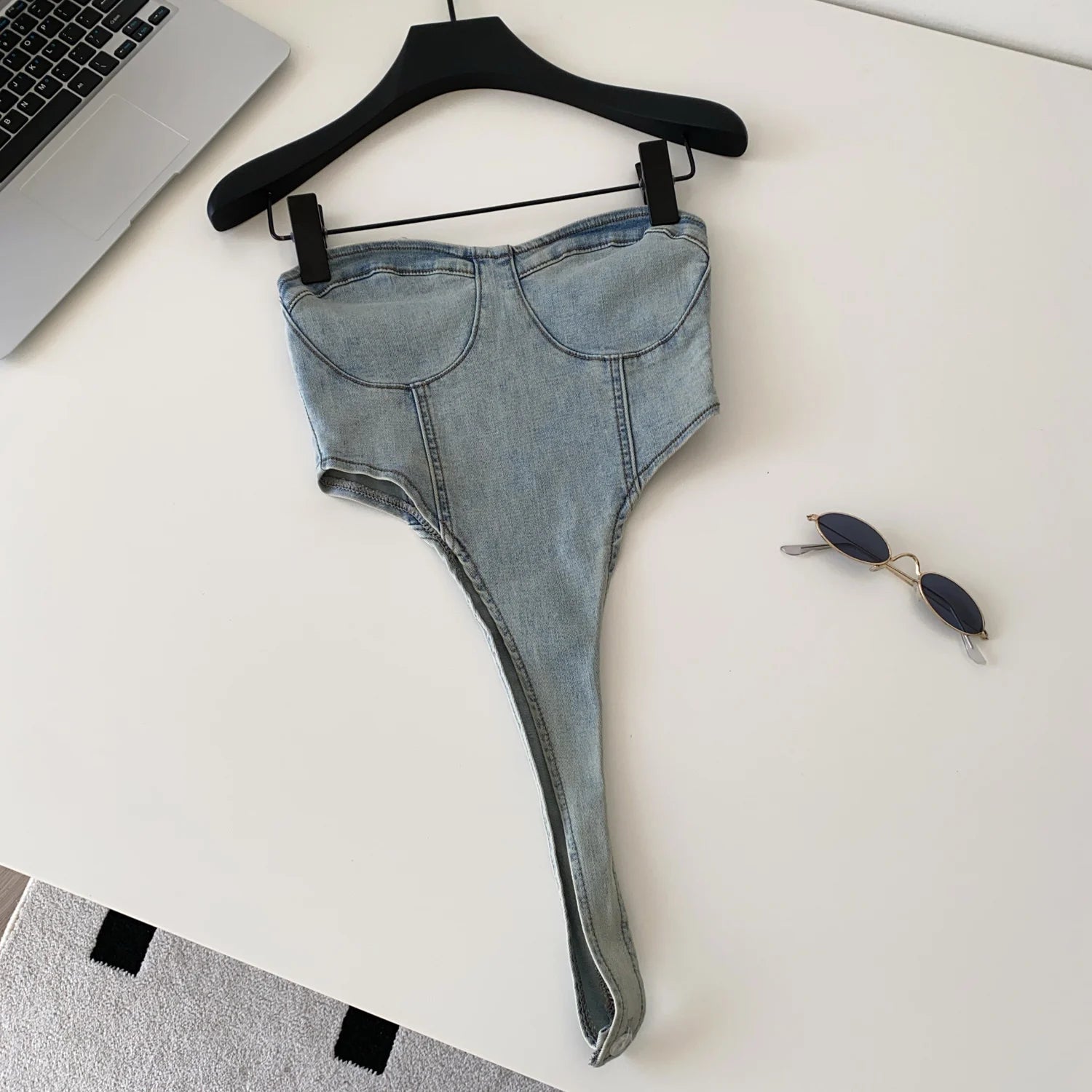 SINGREINY Hot Girl American Retro Sexy Top Female 2026 Minimalist Sleeveless Edgy Beach Bodysuit Strapless 1950s Denim Tank Top
