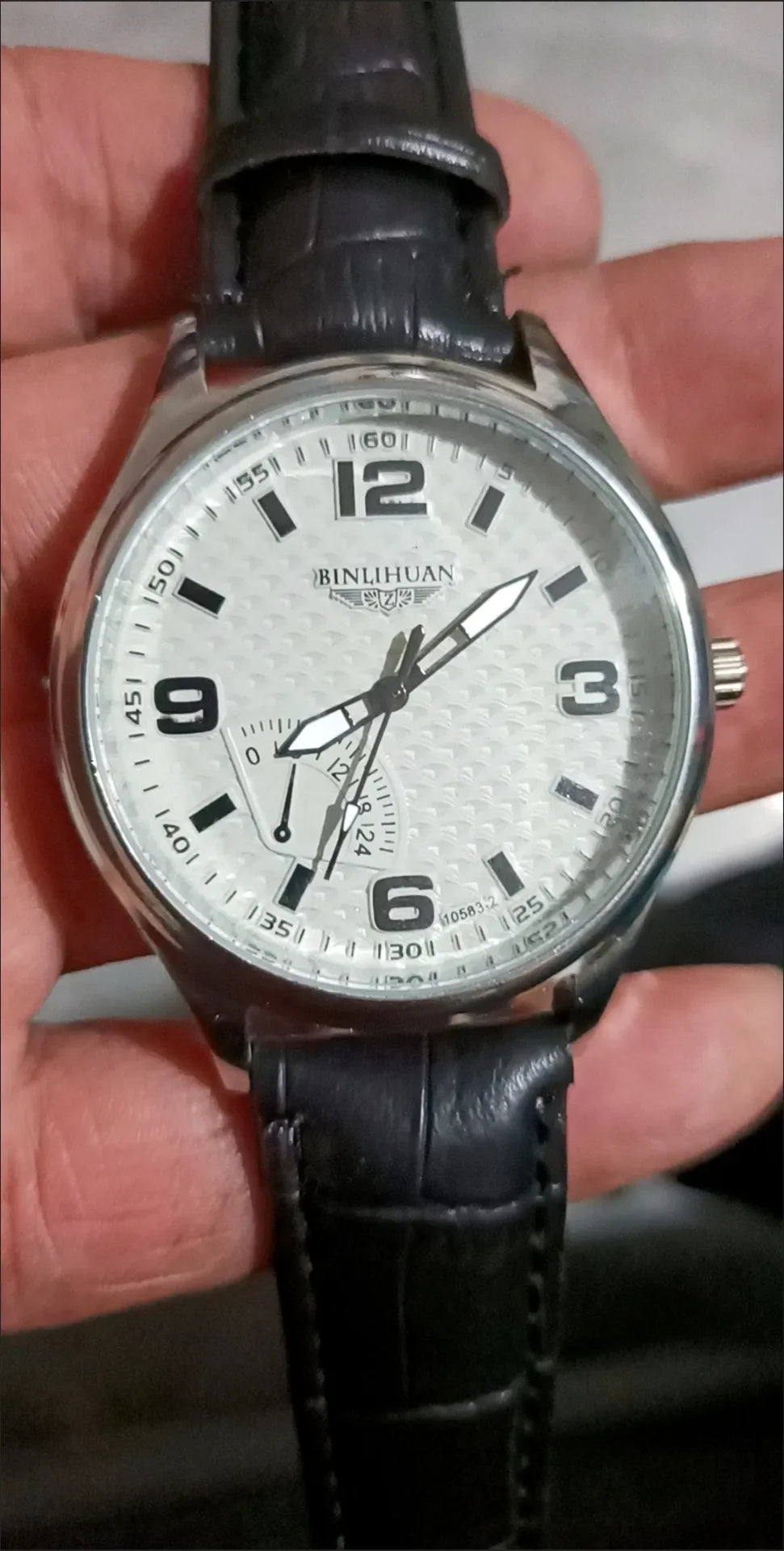 Top Brand Man Wristwatch 2025 New Luxury Business Waterproof Men Watch For Men Quartz Clock Leather Men's Watches reloj Handsome
