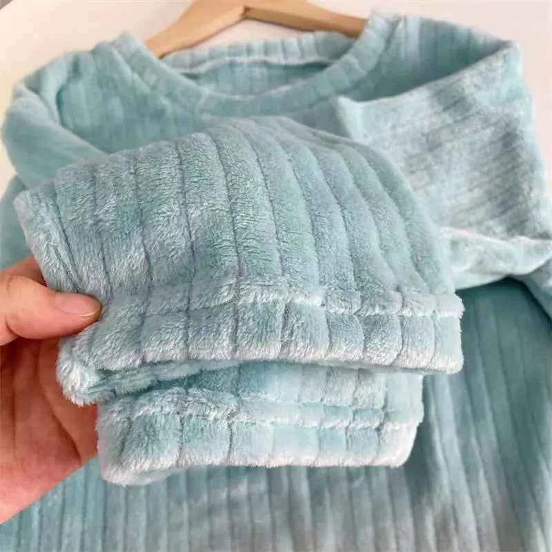 Winter Flannel Two-piece Loose Casual New O-neck Striped Coral Fleece Top Elastic Waist Pants sets Women's Pajamas Set Sleepwear