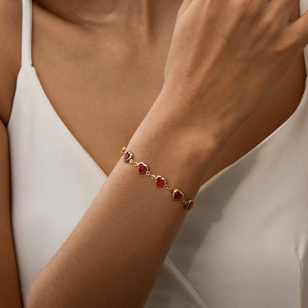 Elegant Red Crystal Zircon Metal Chain Bracelets for Women Colorful Heart Bracelets Party Wedding Wrist Charms Jewelry Gift