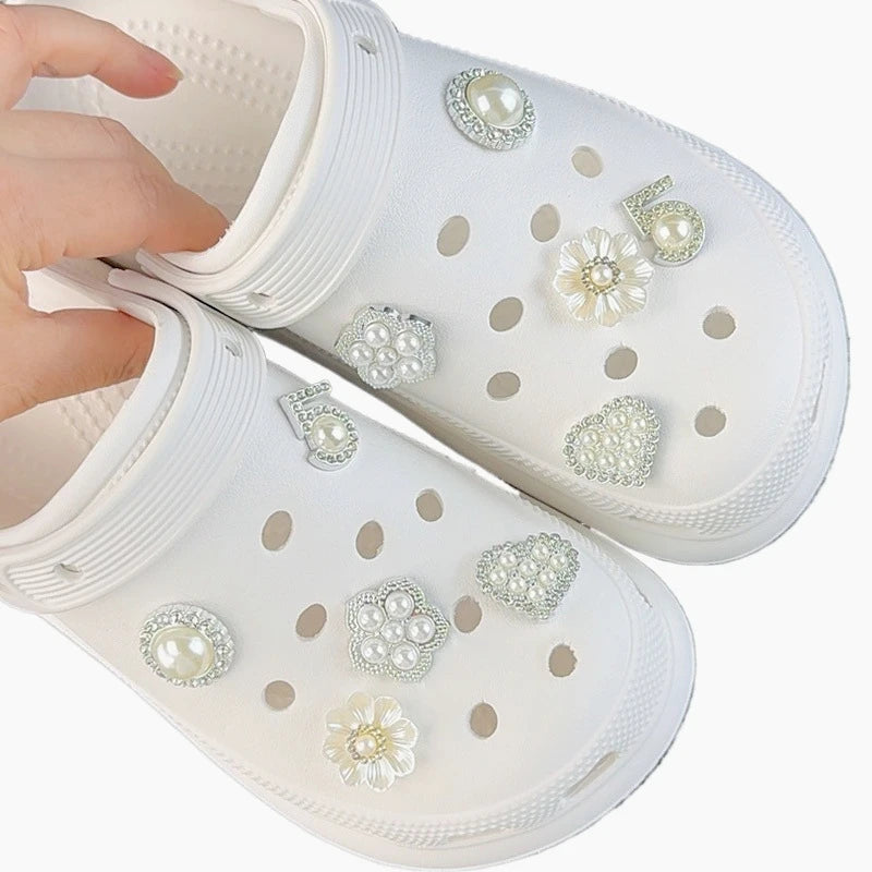 10PCS Fashion Shoe Charms Set Accessories Hole Shoe Buckle Summer Pearl Rhinestone Flower DIY Shoes Decorations for Sandals