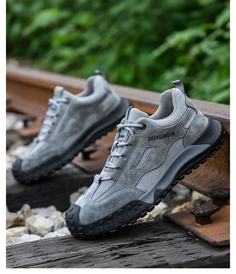 Anti Smash working shoes with steel toe Anti Puncture industrial Safety Shoes men Anti Scalding safety boots for electrician