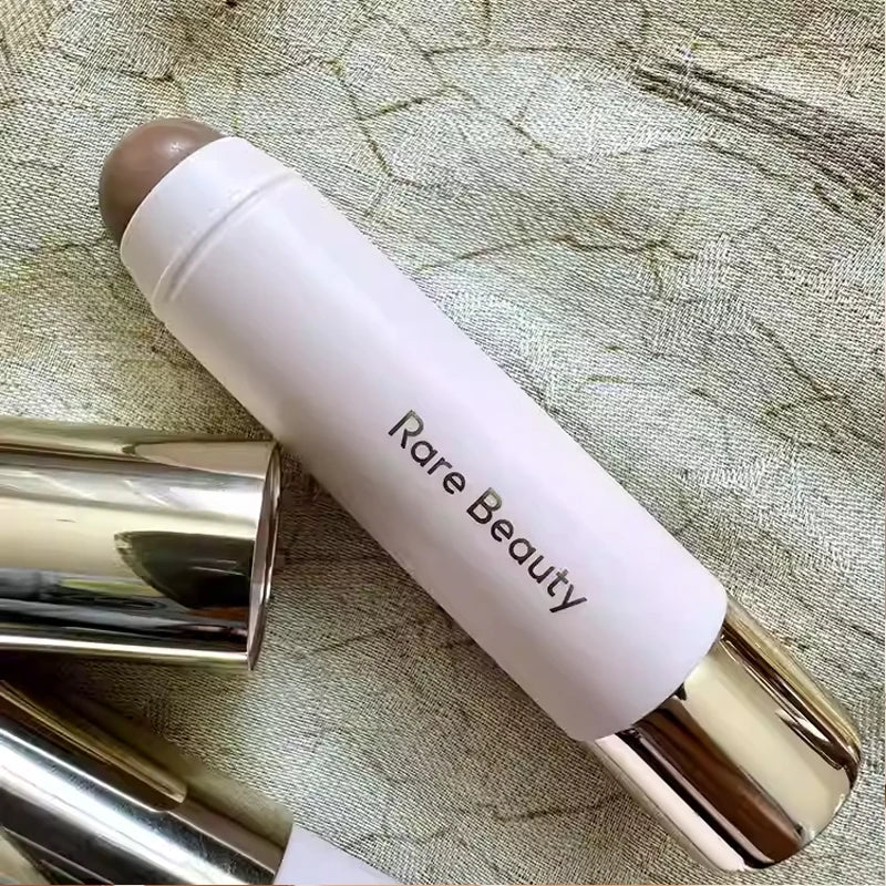 Hydrating Liquid Lip Gloss – Long-Lasting Moisturizing Shine