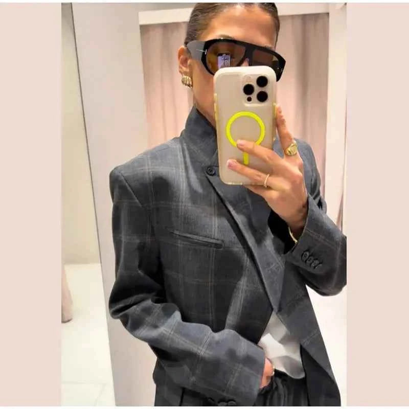 Irregular Plaid Blazer Jacket Women Fashion Stand Collar Full Sleeve Split Loose Short Jackets 2025 Lady Daily Commute Outwear