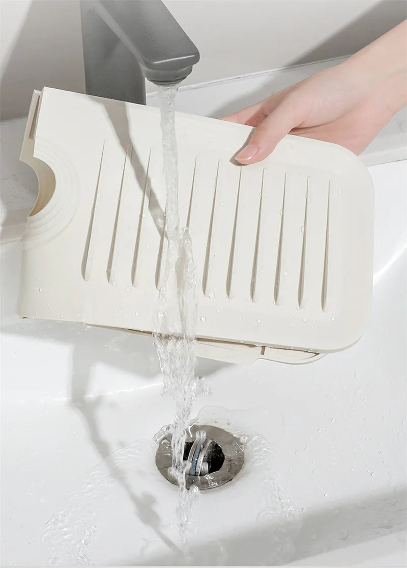 Kitchen Silicone Sink Faucet Splash Pad Splash Catcher Countertop Protector Mat Draining Pad Drainage Drying Pad Kitchen Gadgets