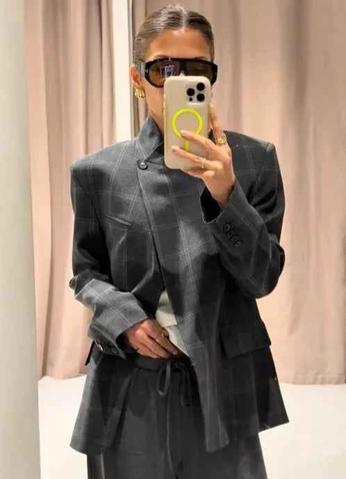 Irregular Plaid Blazer Jacket Women Fashion Stand Collar Full Sleeve Split Loose Short Jackets 2025 Lady Daily Commute Outwear