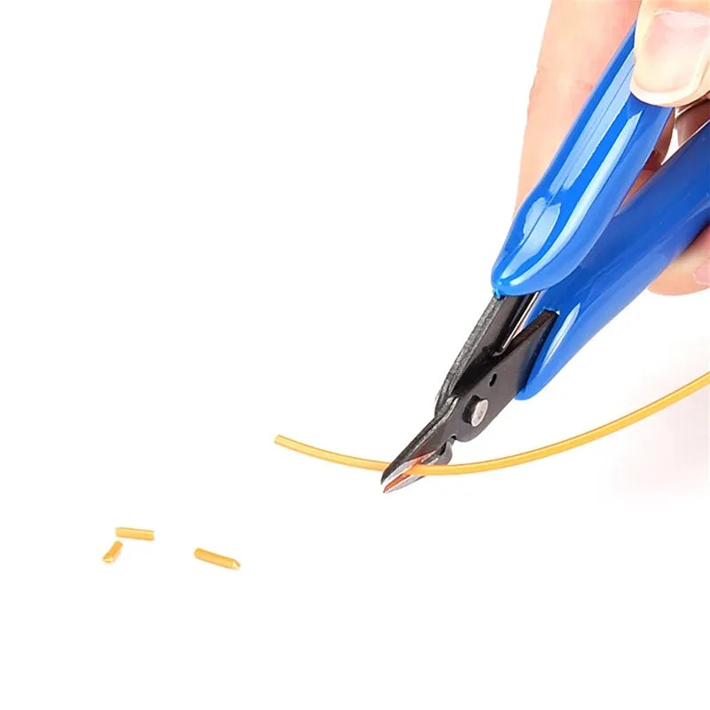 3D printing tools, various types of 3D printer tools, scissors, cleaning needles, tweezers, pliers, deburring kits, practical