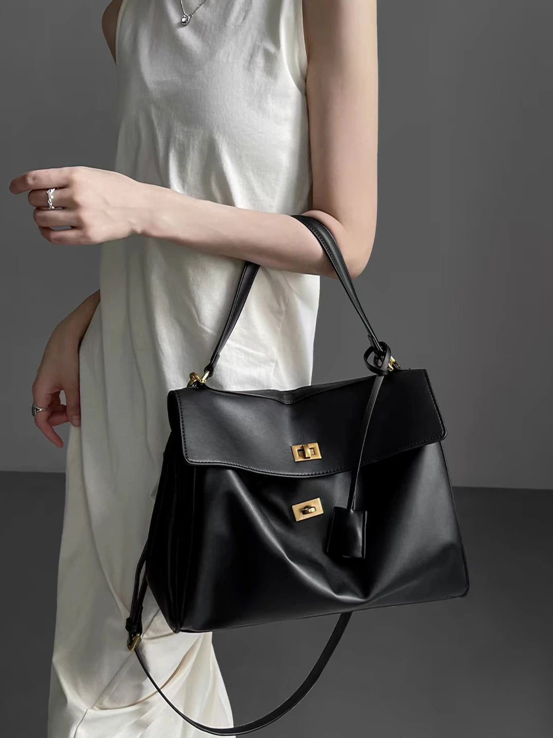 Fashion Large Capaci Platinum Bag Casual Crossbody oulder Bag for Women Faionable Underarm Bag Modern Neutral Sle New Style 2026