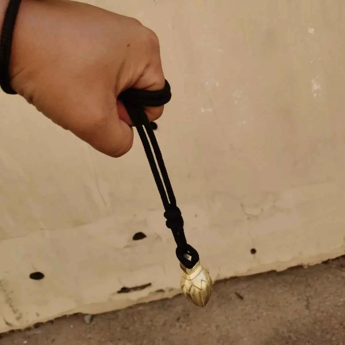 Self Defense Gadgets Personal Security Protection Equipment Supplies Outdoor EDC Tool Copper