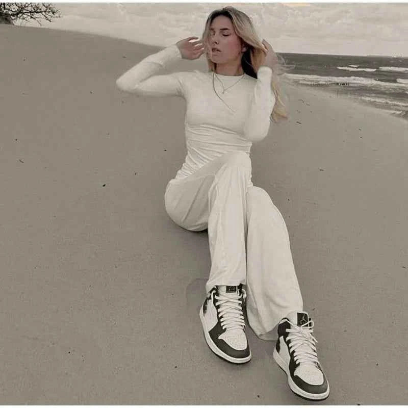 Women Top Pants Suit 2 Piece Sets Solid O-neck Long Sleeve Shirts Elastic Waist Trousers Female Outfits 2025 New Lady Tracksuit