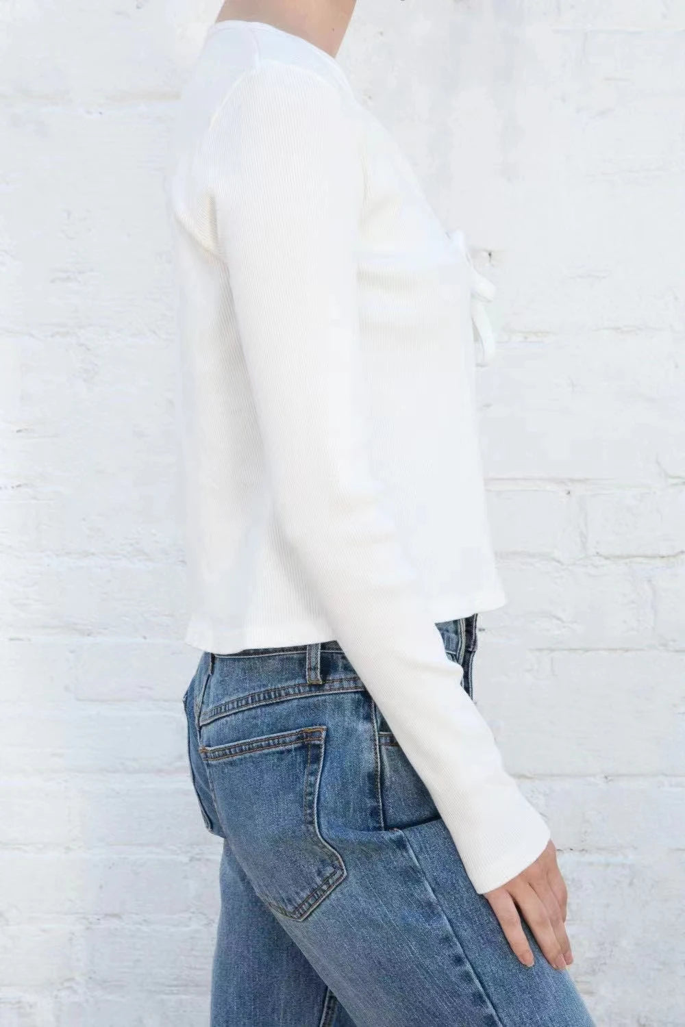 Women Casual Solid Slim T-Shirts 2022 Summer Sexy V Neck Lace Up Cotton Ribbed Y2k Crop Top Sweet Cute Long Sleeve T Shirt Tops