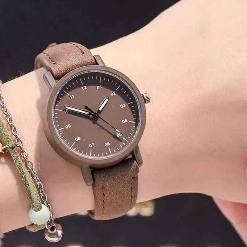 YIKAZE Women's Watch PU Leather Strap Women Quartz Watches Waterproof Round Dial Retro Bracelet Watch Ladies Girls Wristwatch