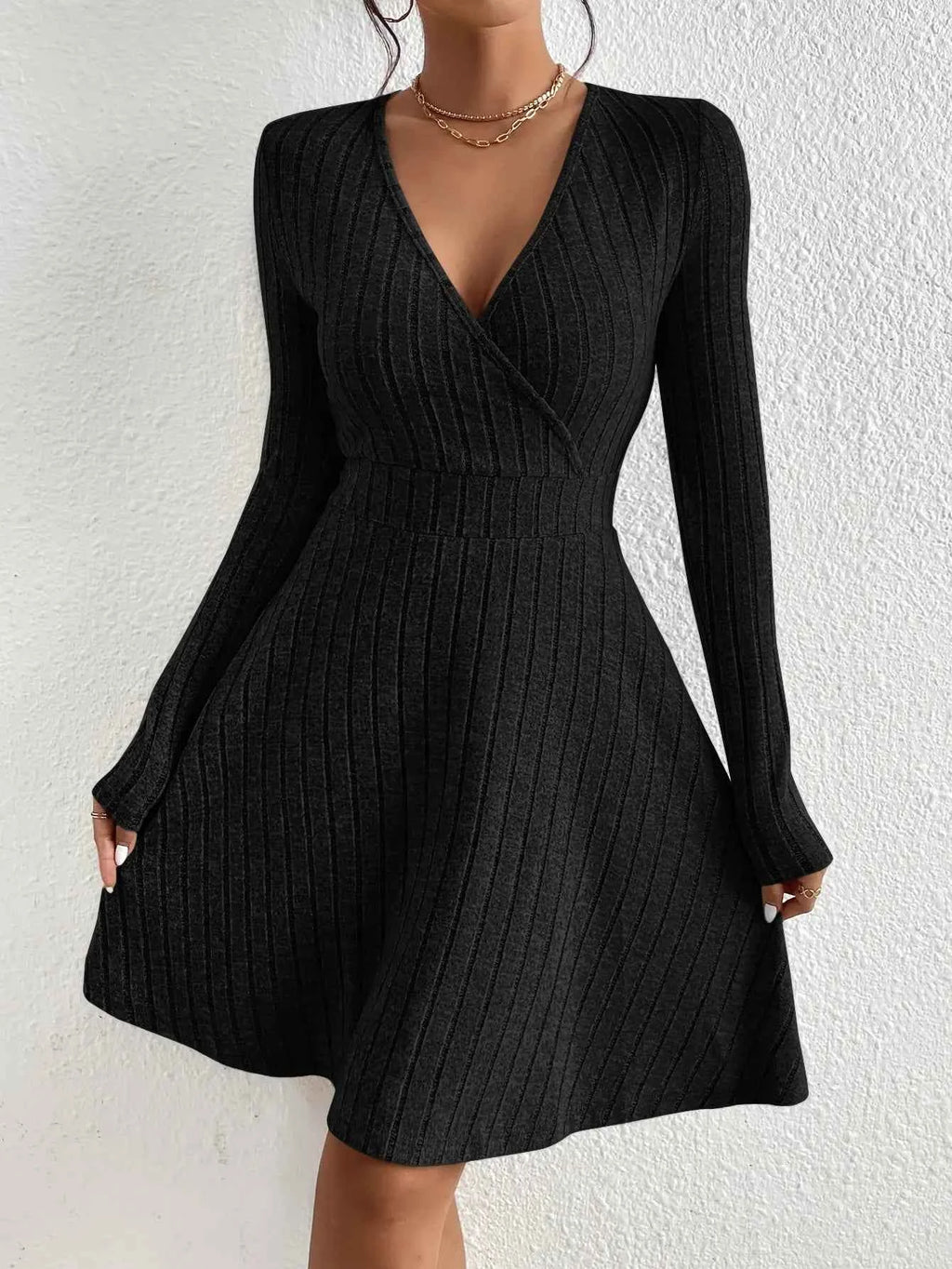 Autumn and Winter New Women's Knitted Slim Sexy Sheath Dress Waist Slimming Inside a Short Bag Hip Little Black Dress