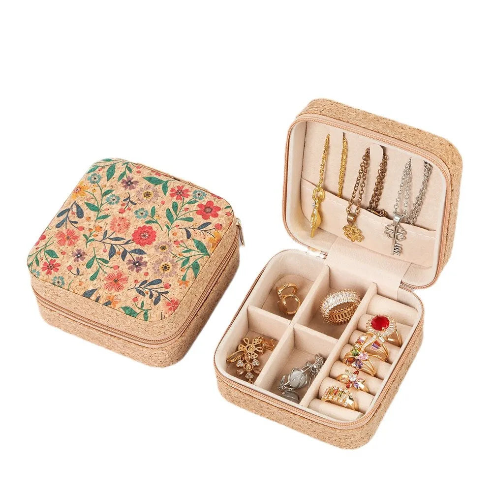 Mini Retro Jewelry Box Portable Travel Jewelry Organizer Display Case for Rings Earrings Necklace Bracelets Jewelry Storage Case