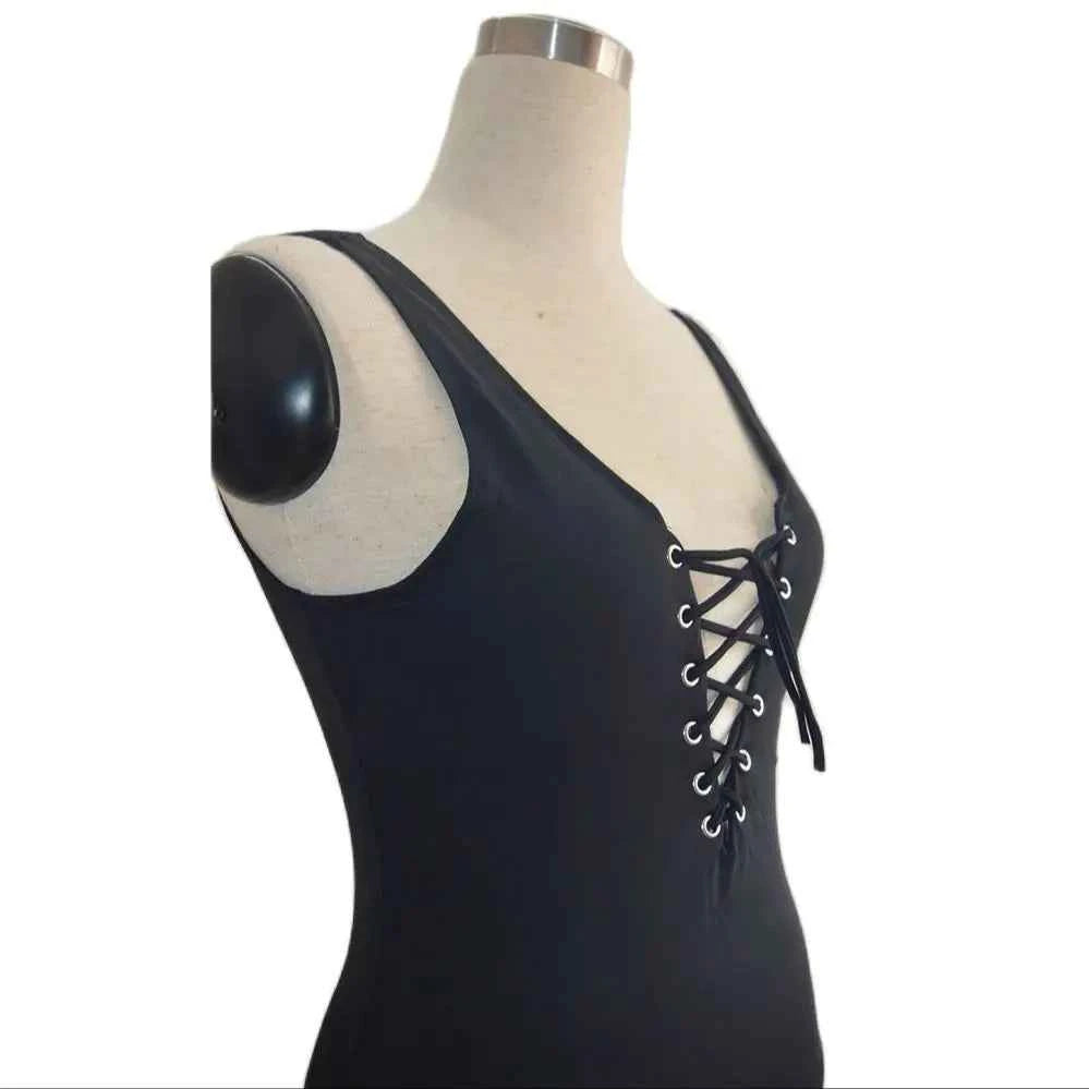 A swimsuit woman's swimsuit pushed up a sexy bodysuit woman's beach outfit backless swimsuit beach