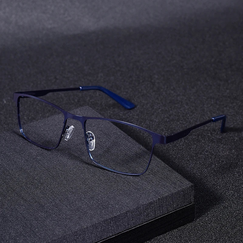 High Quality Stainless steel Reading Glasses Men Women Fashion Presbyopic Eyeglasses Business Hyperopia Anti Blue Light Eyewear1