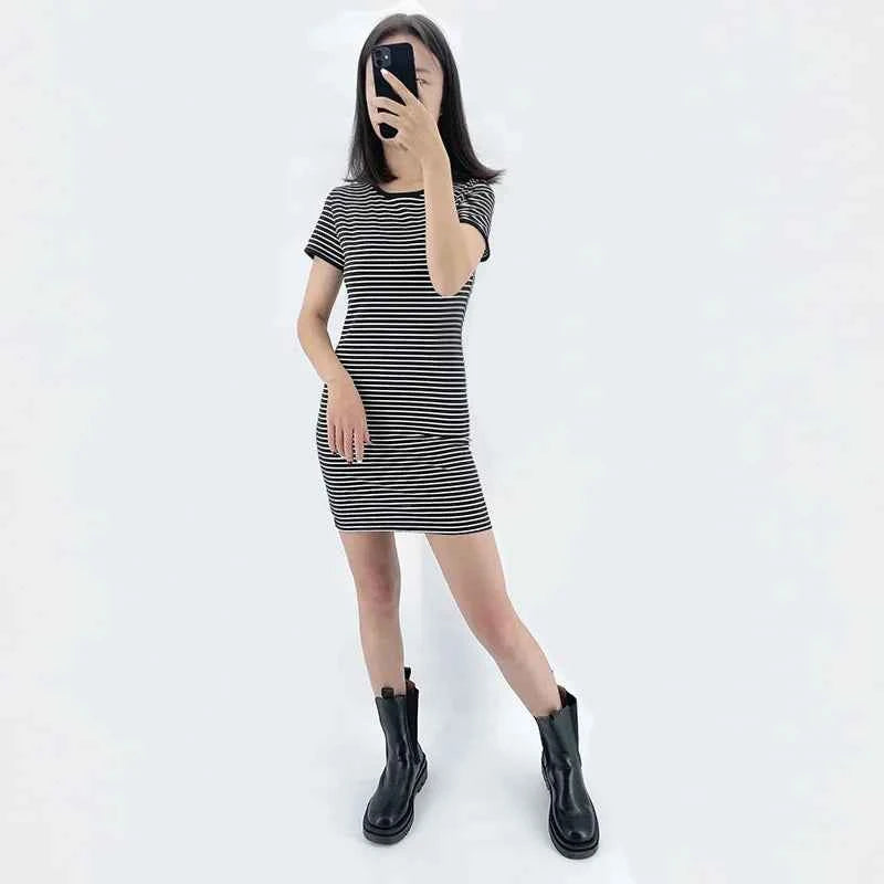 Summer Round Neck Enough Stock Short-sleeved Dress Black And White Striped Dresses Casual Elegant Sheath Slim Dress