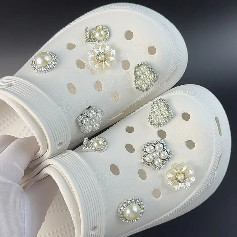 10PCS Fashion Shoe Charms Set Accessories Hole Shoe Buckle Summer Pearl Rhinestone Flower DIY Shoes Decorations for Sandals