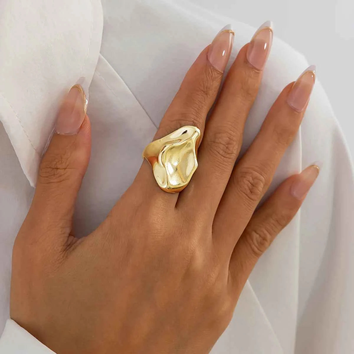 Lacteo Gothic Irregular Gold Color Chunky Thick Rings for Women Vintage Flower Shaped Opening Rings Daily Aesthetic Jewelry Gift