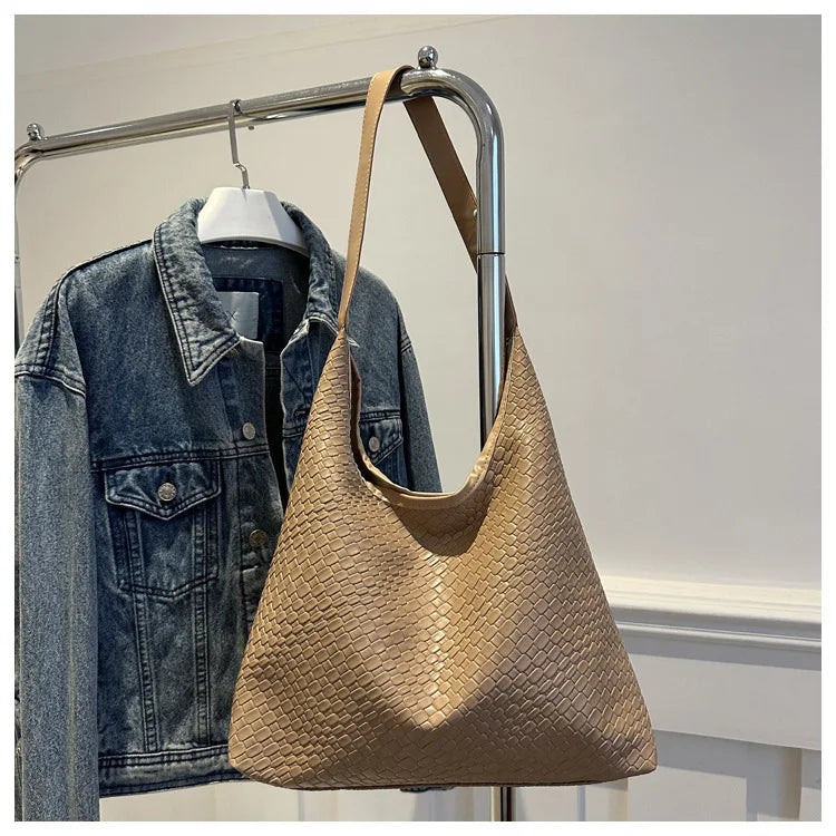 Women's Retro Artificial Leather Woven Pattern Shoulder Bag,Large Capacity Tote Bag,Casual Armpit Bag, Large Tote Bag,Daily Work