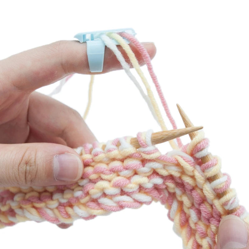 Yarn Guide Finger Holder Set Yarn Guide Separated Yarns Tools Metal Knitting Thimble Crafting Accessories