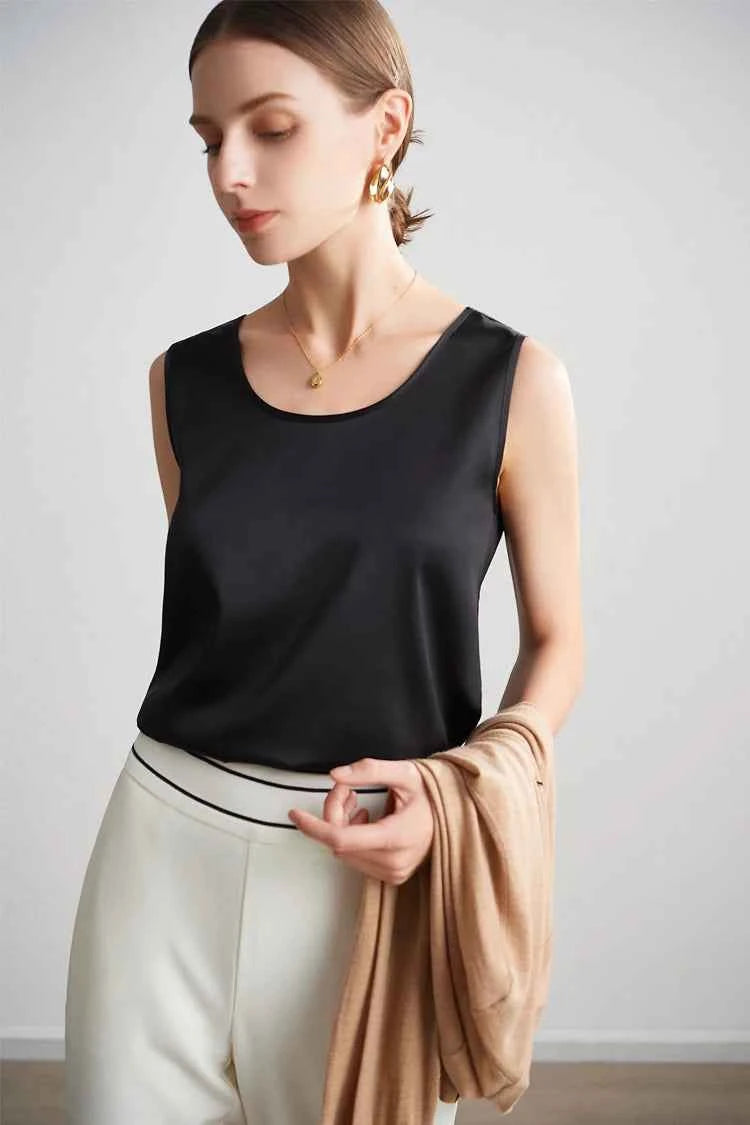 SuyaDream. Women Basic Cozy Tanks, 100%Real Silk, O neck Sleeveless Chic T Shirt, 2025 Solid Summer Vests, White, Pink, Beige