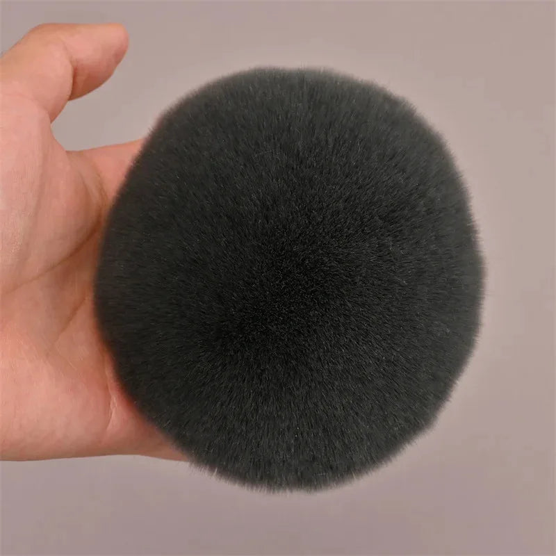Extra Large Kabuki Body Brush Streak Free Self Tanner Applicator for Legs Body Bronzer Liquid Makeup Wide Round Head Blur Tool