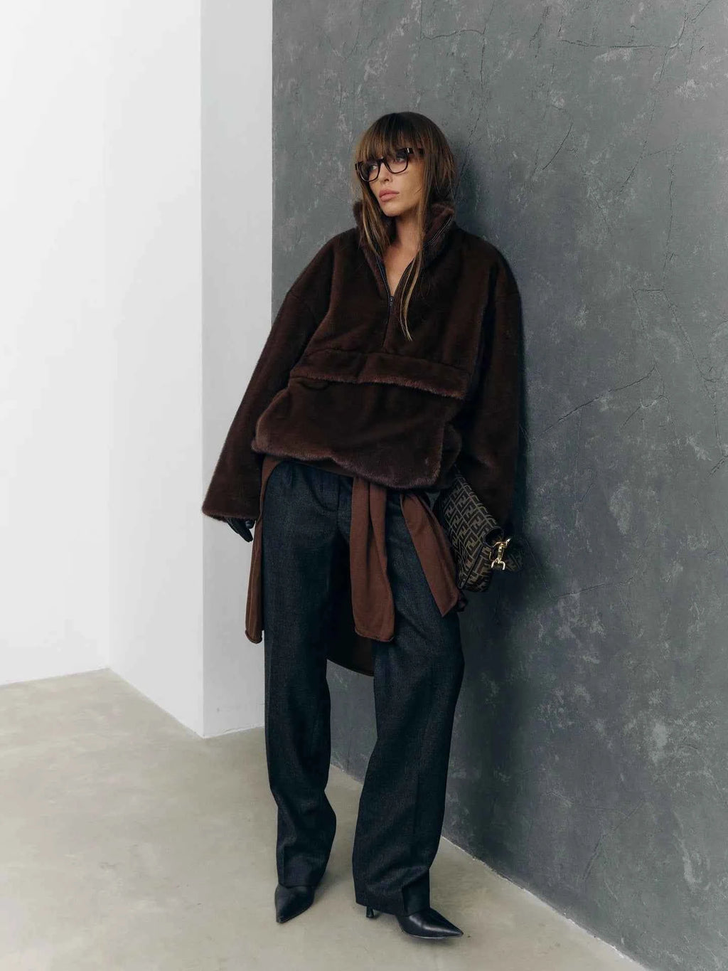 2025 Designer Faux Fur Coat, New Winter Style, Warm Pullover Zipper Top Simple Stylish And Elegant