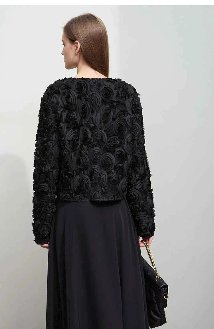 AMII Minimalism Short Jacket Women 2025 Autumn New Elegant Romantic Stereoscopic Flower O-Neck Hook Button Outwear Coat 12521066