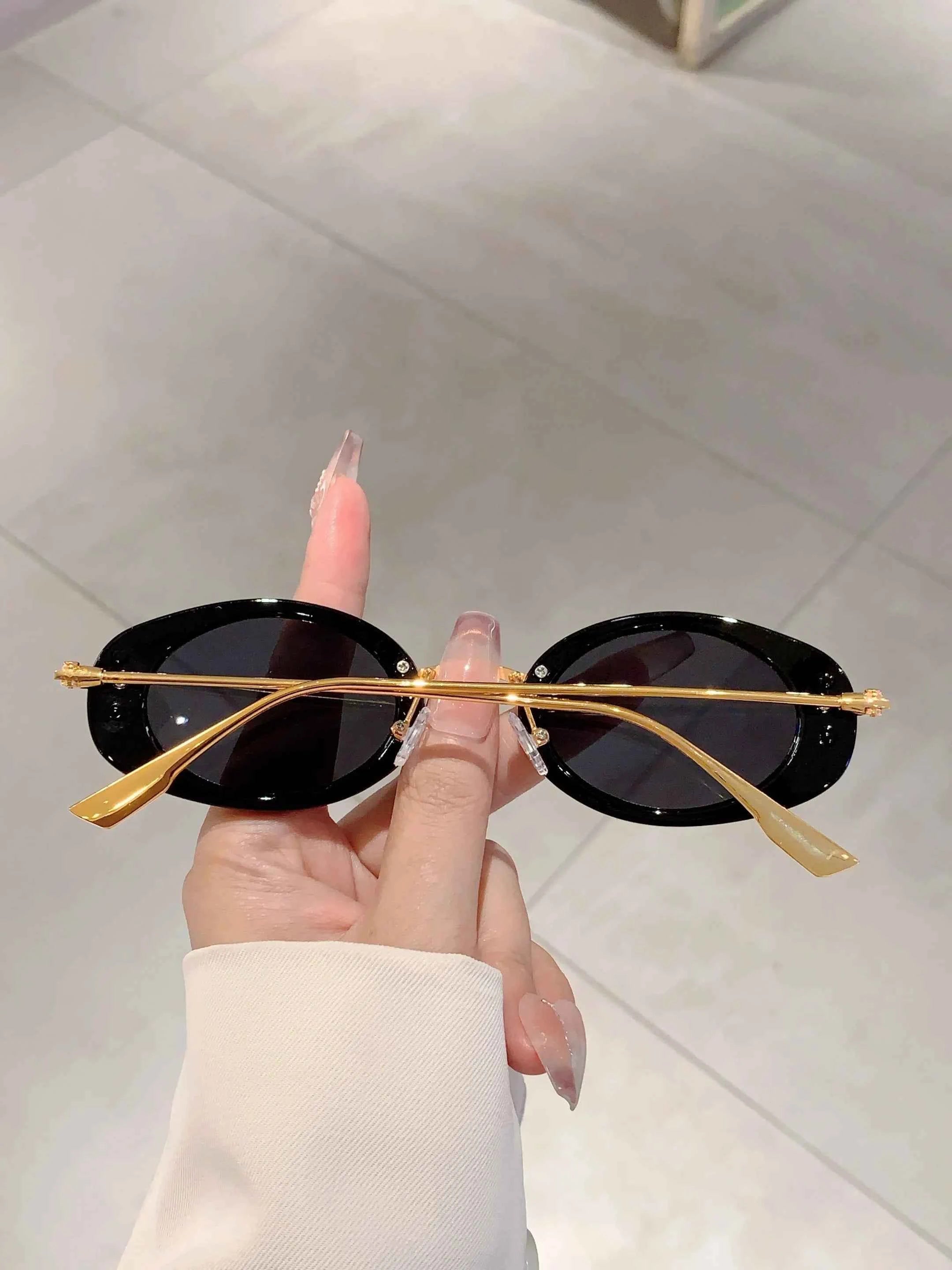 Small Oval Frame Retro Sunglasses Luxury Metal Designer Shades Women's Trendy Fashion Brand Leopard Beach Sun Glasses for Lady