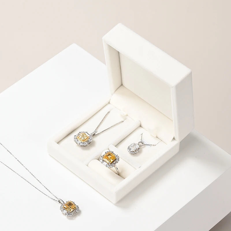 Oirlv Portable Velvet Jewelry Box Ring Box Necklace Pendant Storage Box Jewelry Accessories Wedding Gift Box Jewelry Organizer