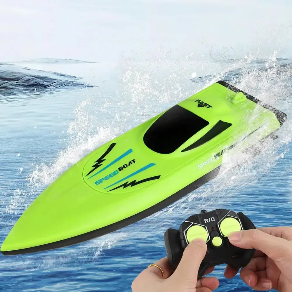 Remote Control Boat For Kids Waterproof Remote Control Toys Fast Remote Control Boat Lightweight Water Racer RC Boats Pool Toys