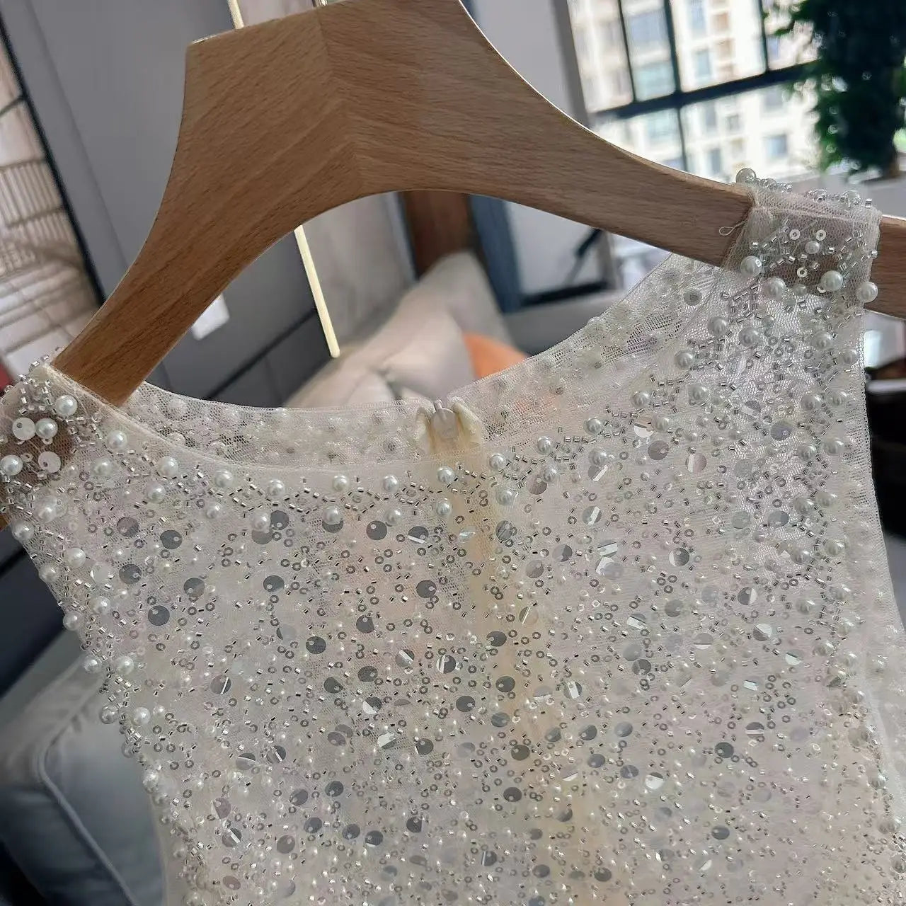2025 Spring Summer New Light Luxury Fashion Versatile Beaded Sequined Sleeveless Vest Top Women Loose Casual Fashion Sexy Top