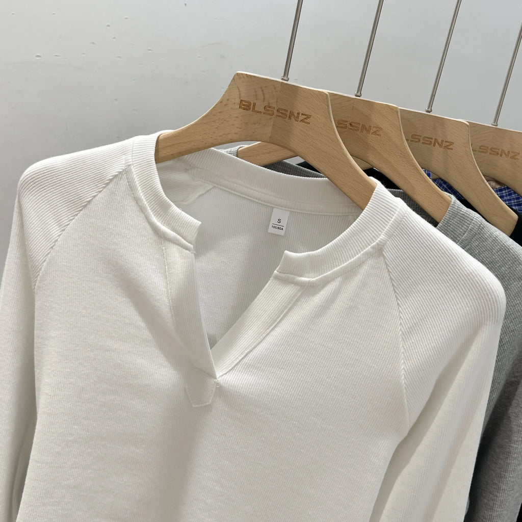 2026 Women's Basic Style Slim Fit V-Neck Long Sleeve T-Shirt Korean Style Versatile Simple Base Layer Top Casual Tee for Women
