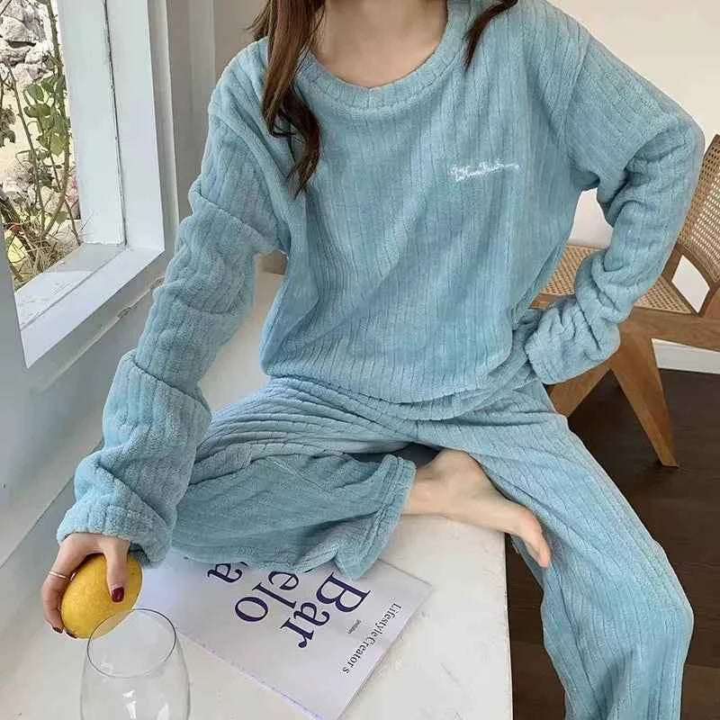 Winter Flannel Two-piece Loose Casual New O-neck Striped Coral Fleece Top Elastic Waist Pants sets Women's Pajamas Set Sleepwear