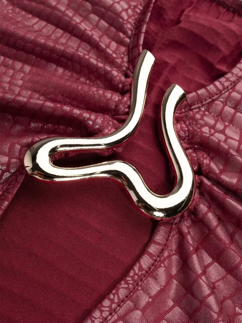 Women's Halter Neck Tank Top Burgundy Croc Embossed Metal Ring Cutout Sleeveless Sexy Top Spring Summer Club Party Crop Top