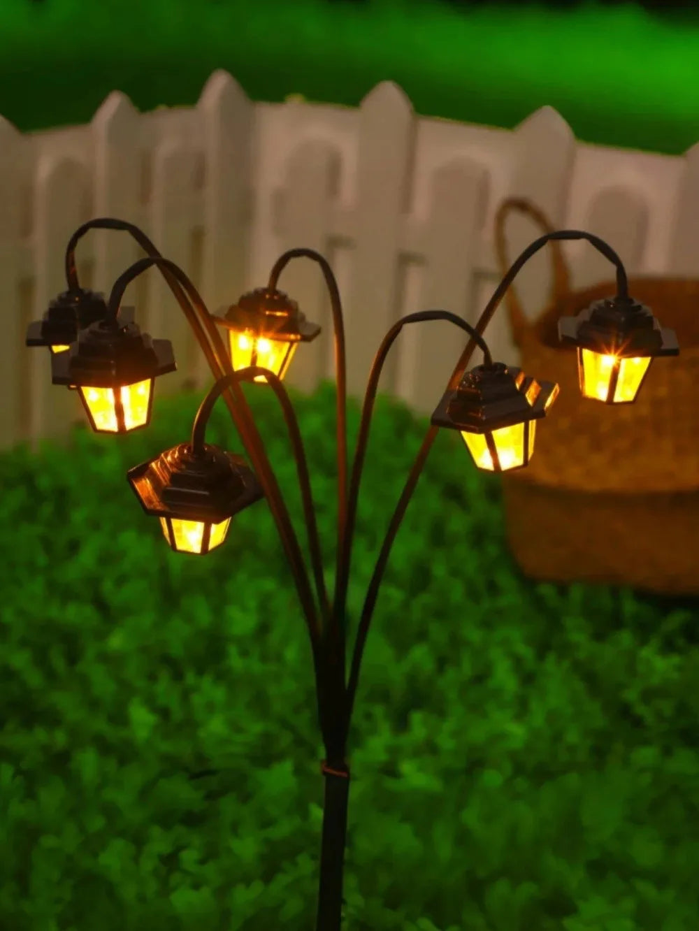 1pc Retro Lantern Decorative Light Waterproof Street Lawn Lamp Solar Garden Lights 6LED Holiday Party Lamp