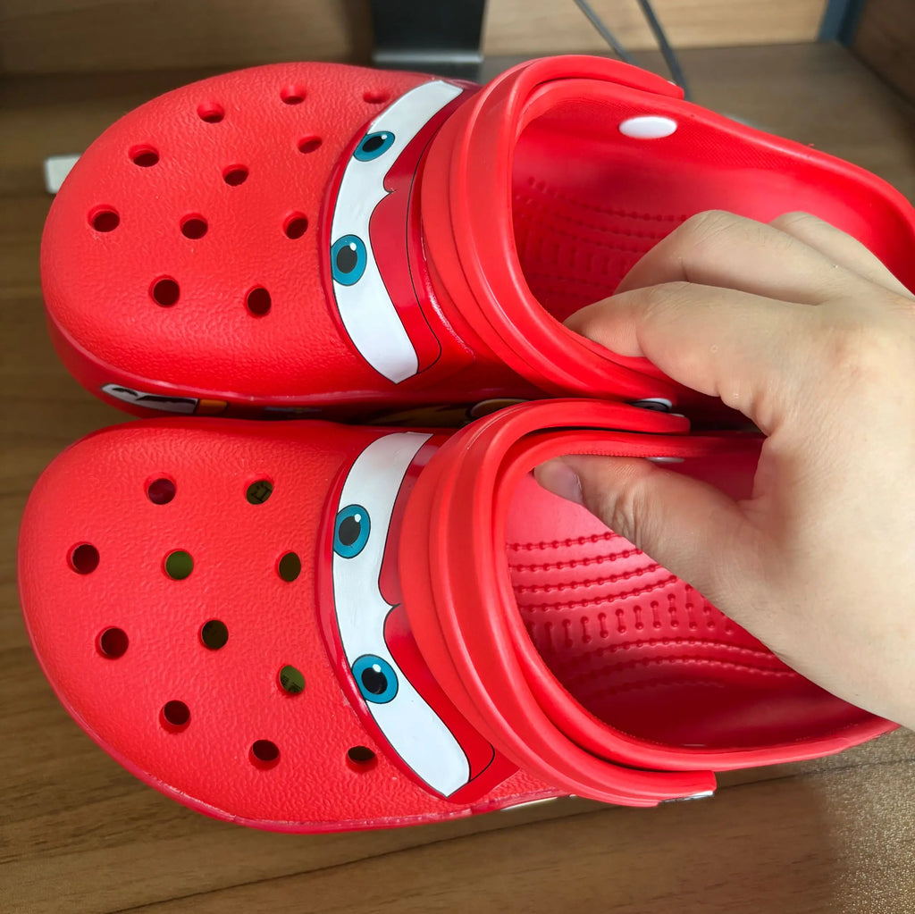 New Mcqueens Cartoon Slippers  Waterproof Eva Outdoor Sandals With Breathable Holes Adult Casual Beach Shoes Gift